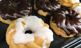 donuts 1527792585