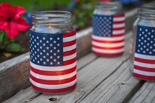 20180606 kcl 4th of july diy decor american flag candle jar 01 1528785676