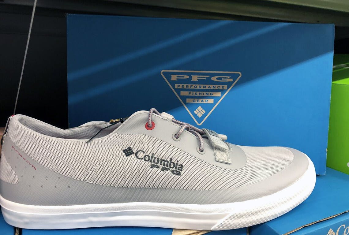 academy fishing shoes