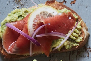 avocado toast salmon 1532461094