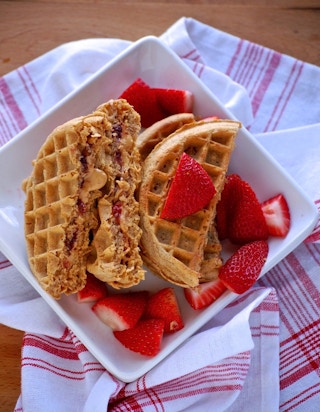 easy breakfast pbj sandwich 1531318623