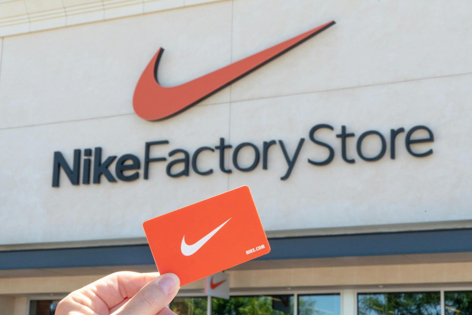 Nike Factory Store Hacks 