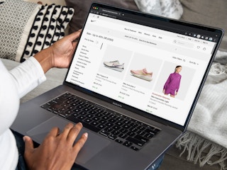 Someone looking at the Sale page on Nike's website