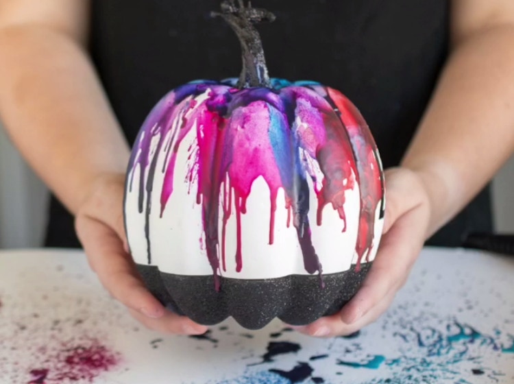 melted crayon-dipped no-carve pumpkin