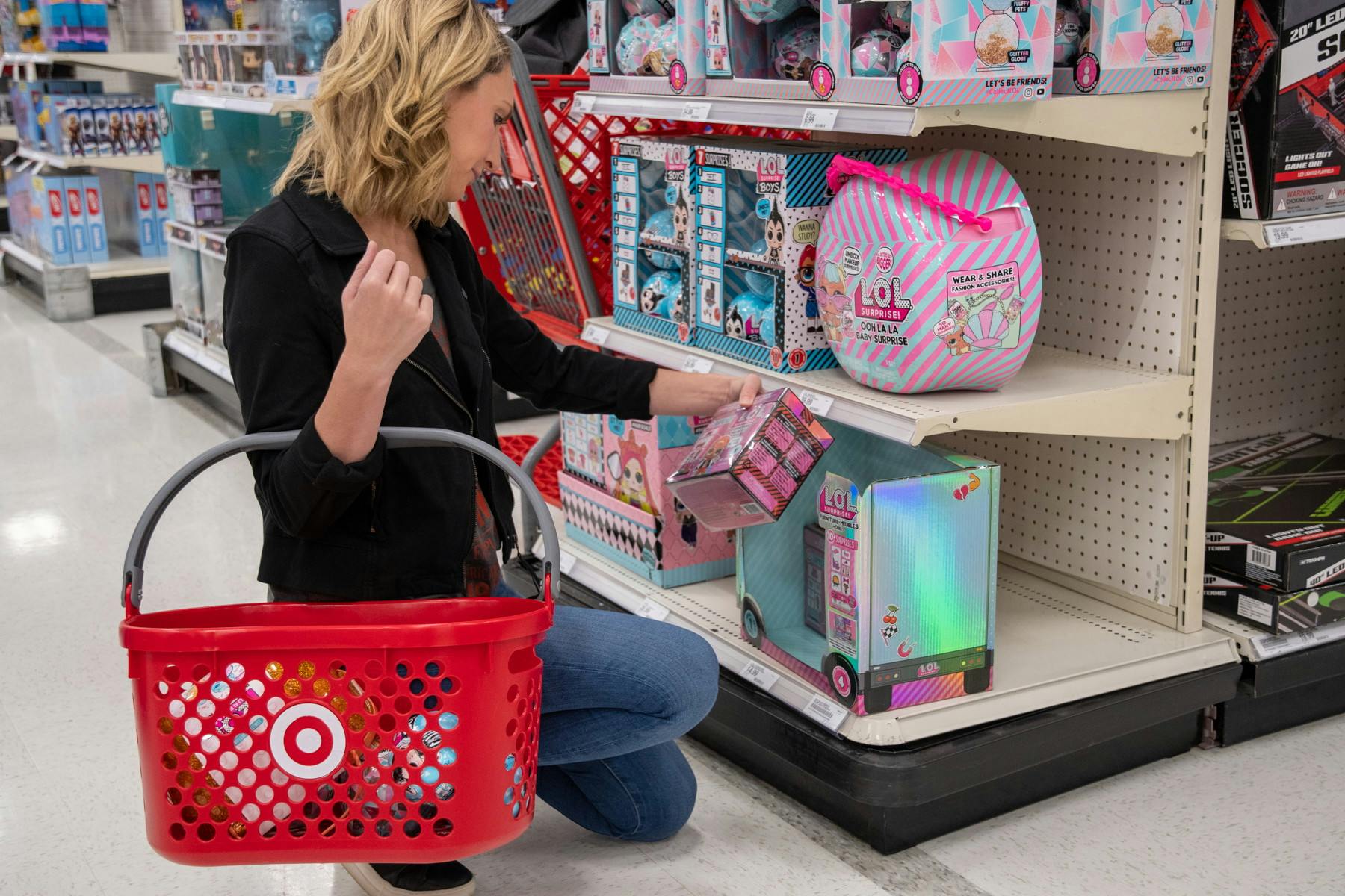 Lol Dolls House Target 166 20191021 kcl heather black friday target 0402 1573164670