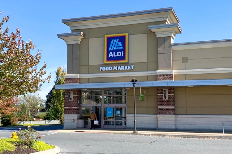 Aldi store front