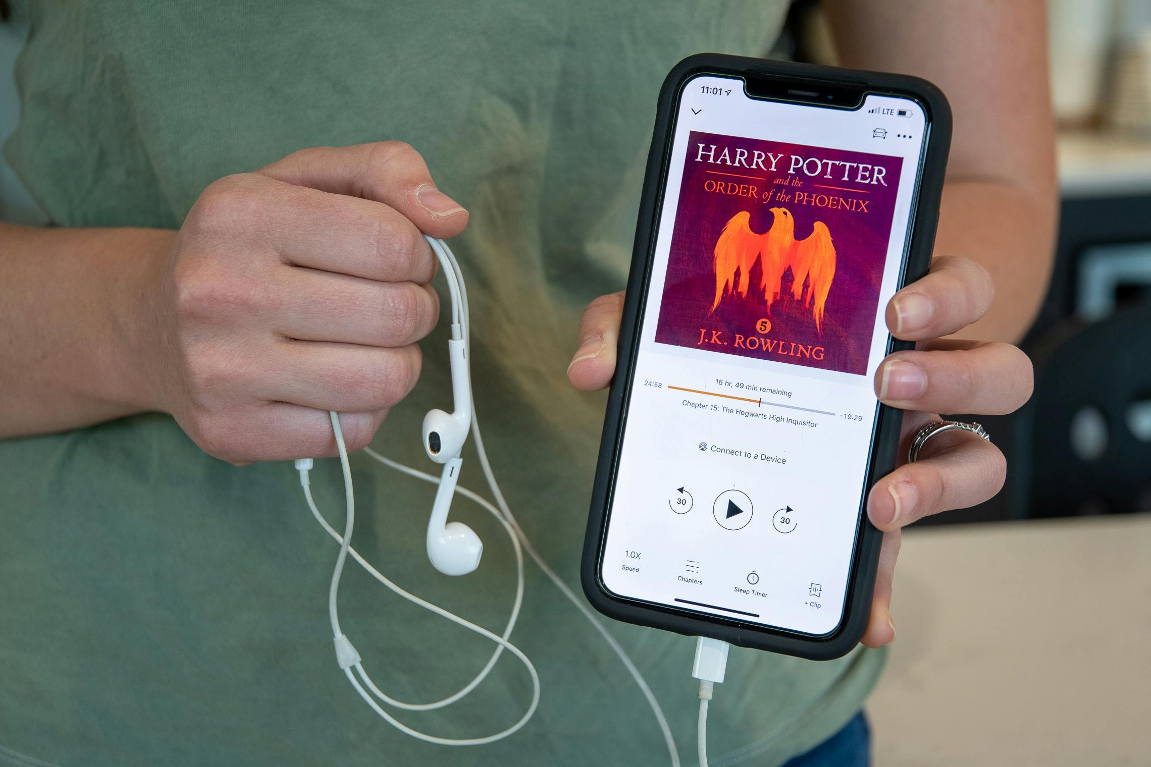 The Best 20 Places to (Legally!) Get Free Audiobooks in 2023