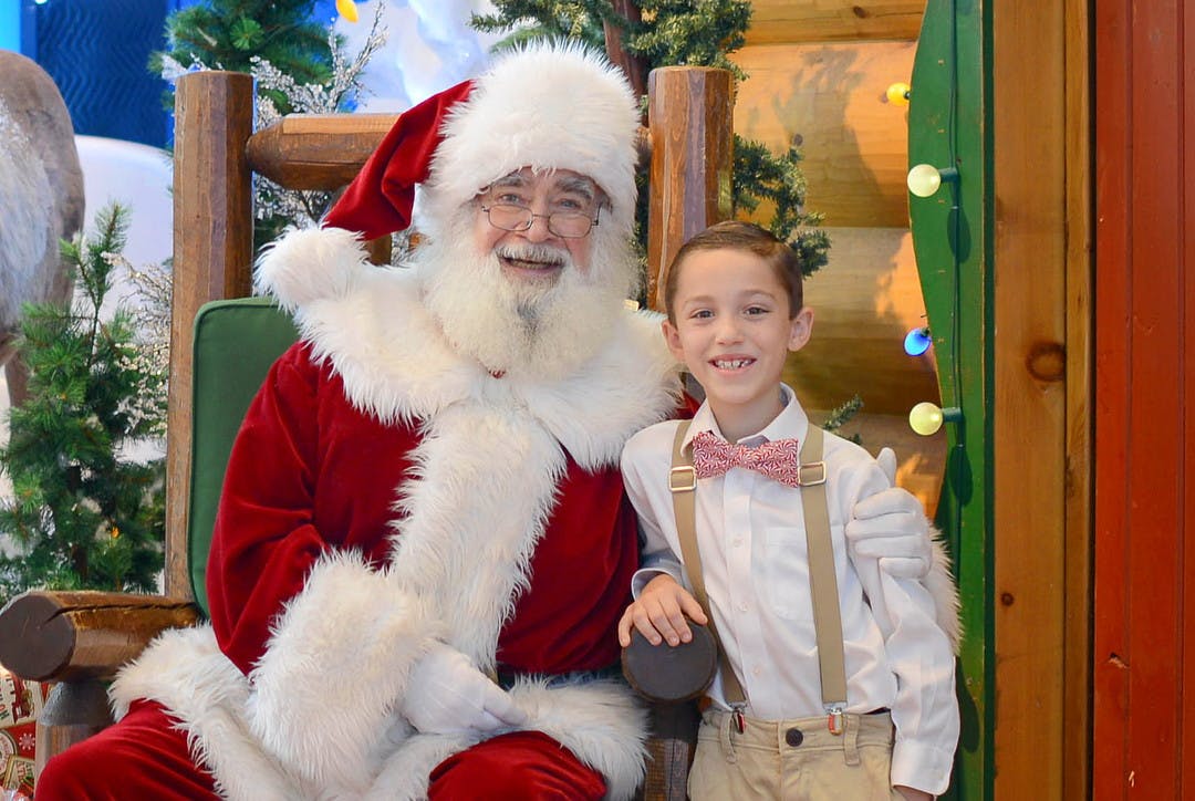 Free Photos And Activities With Santa At Cabela S The Krazy Coupon Lady