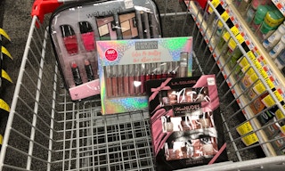cvs cosmetics gift sets 11 18 1542825684