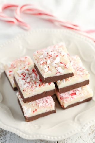 easy 5 ingredient peppermint fudge 1543523823