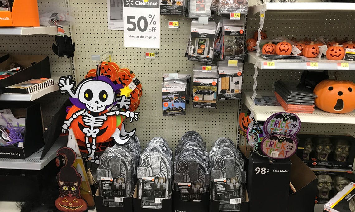 halloween decorations clearance