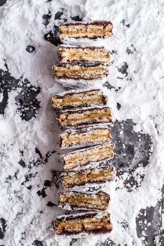 idiot proof 5 ingredient puppy chow ritz cracker cookies 61 1543522487