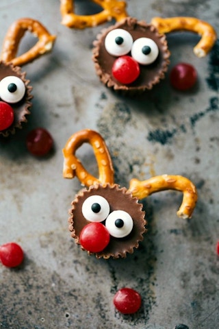 reindeer bites holiday cookies 1543521642