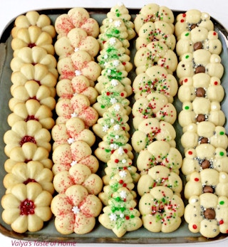 spritz cookies holiday 1542165475