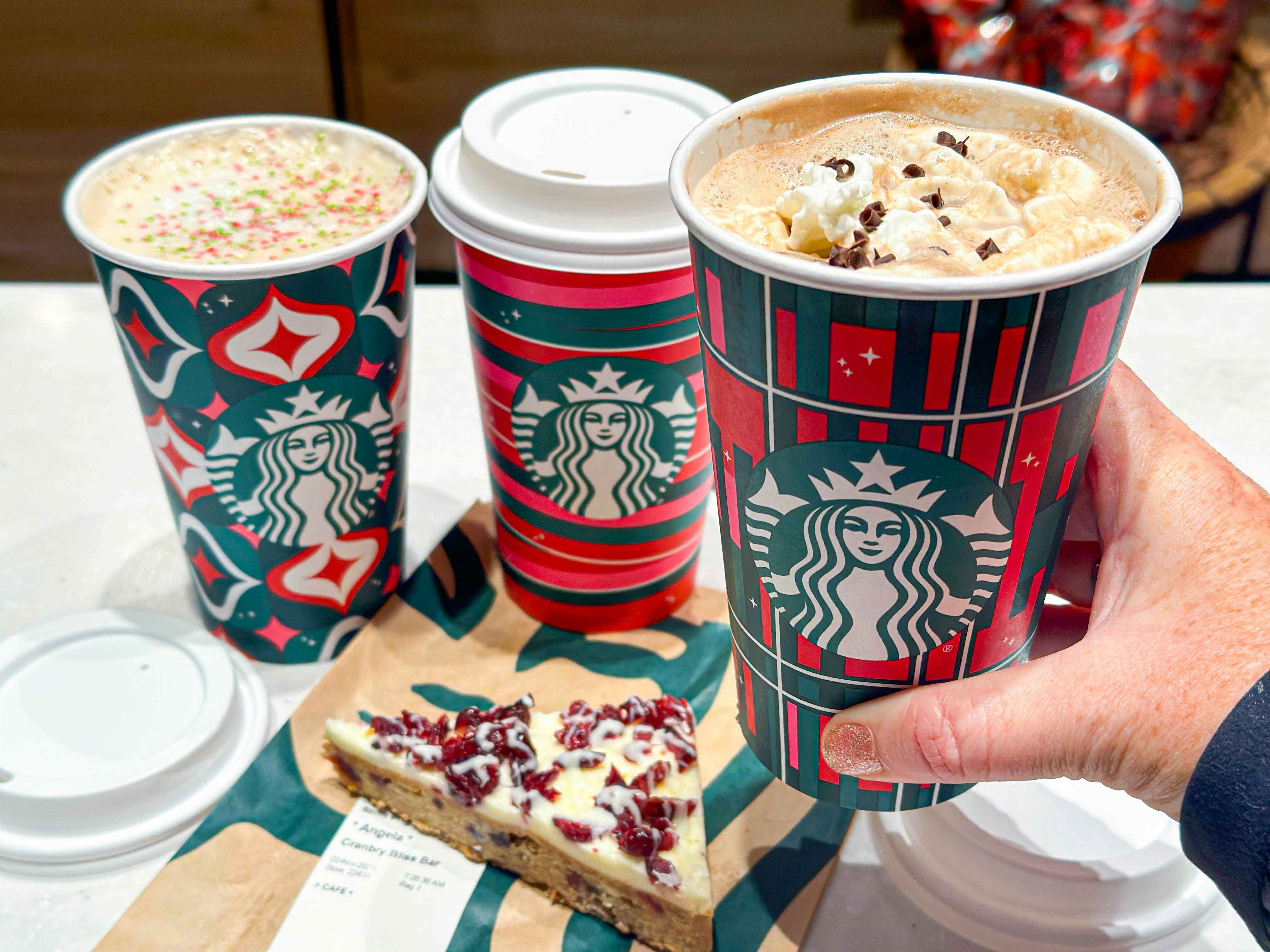 starbuck holiday drinks and menu items