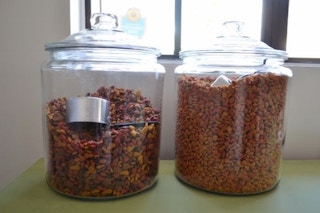 storing pet food 1543512156