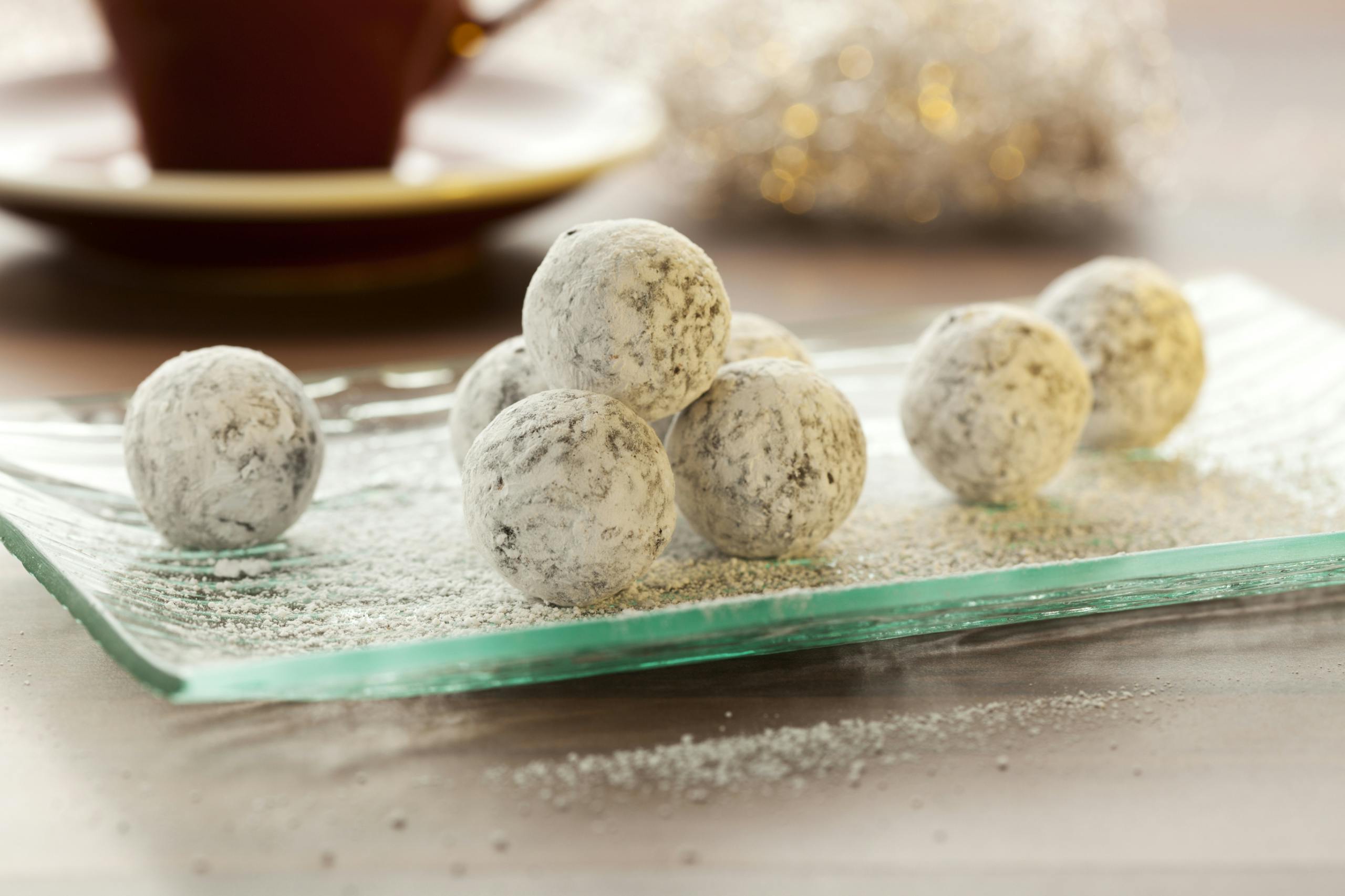 18 Hacks For What To Do With Leftover Champagne The Krazy Coupon Lady