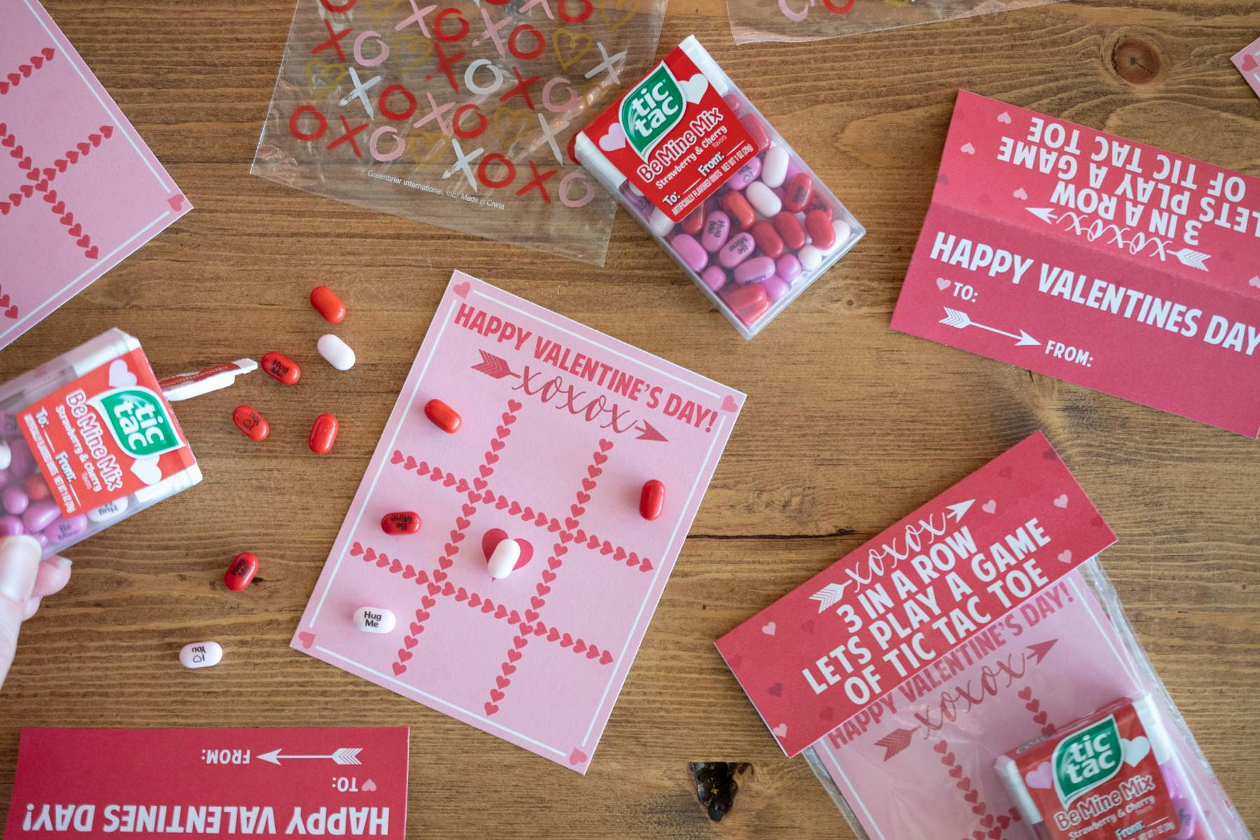 tic tacs on top of tic tac toe valentines card