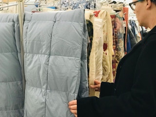 comforters bedding thrift 2018 1546536766