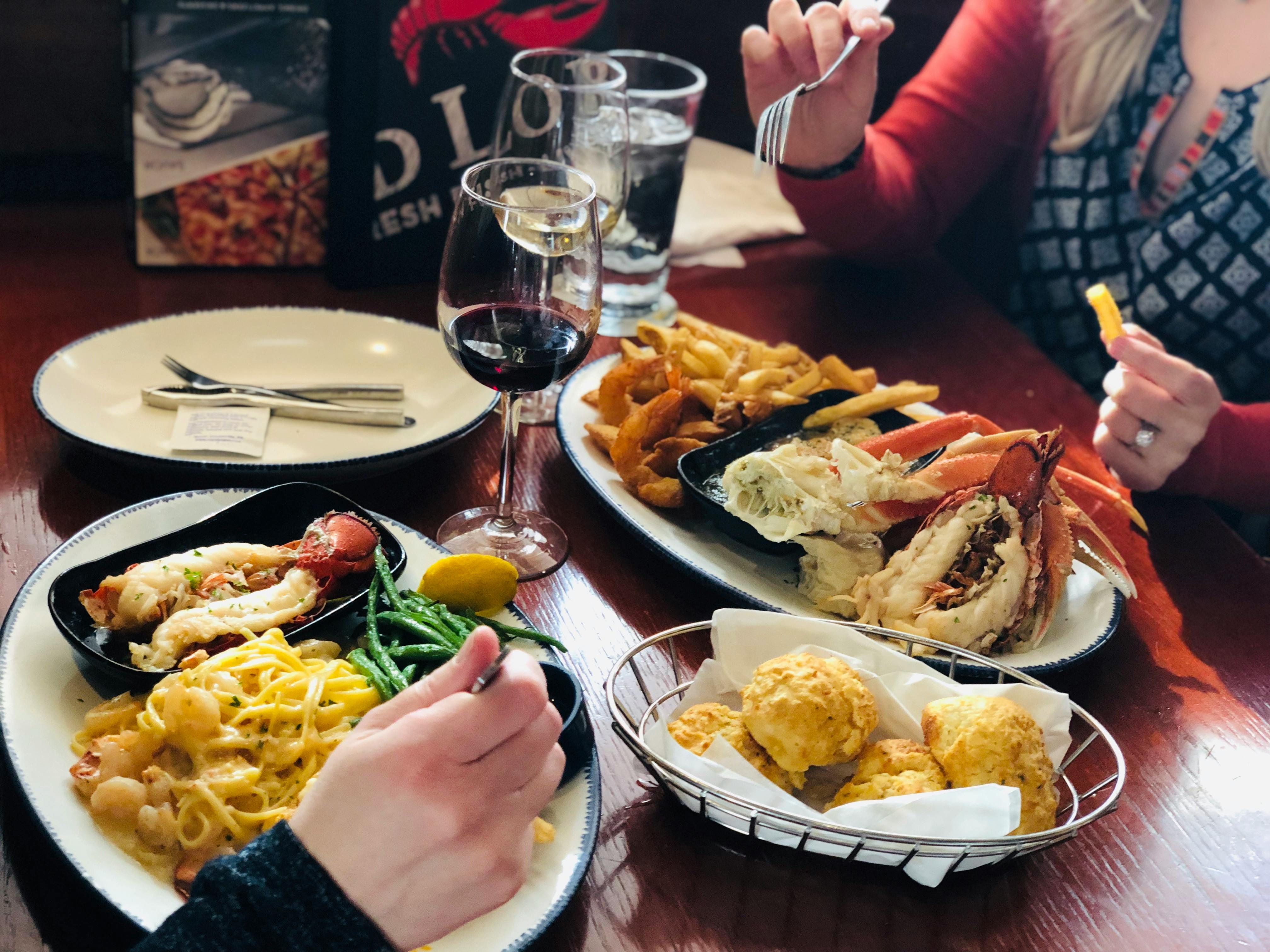 19 Red Lobster Rewards & Deals for Cheap Lobster - The Krazy Coupon Lady
