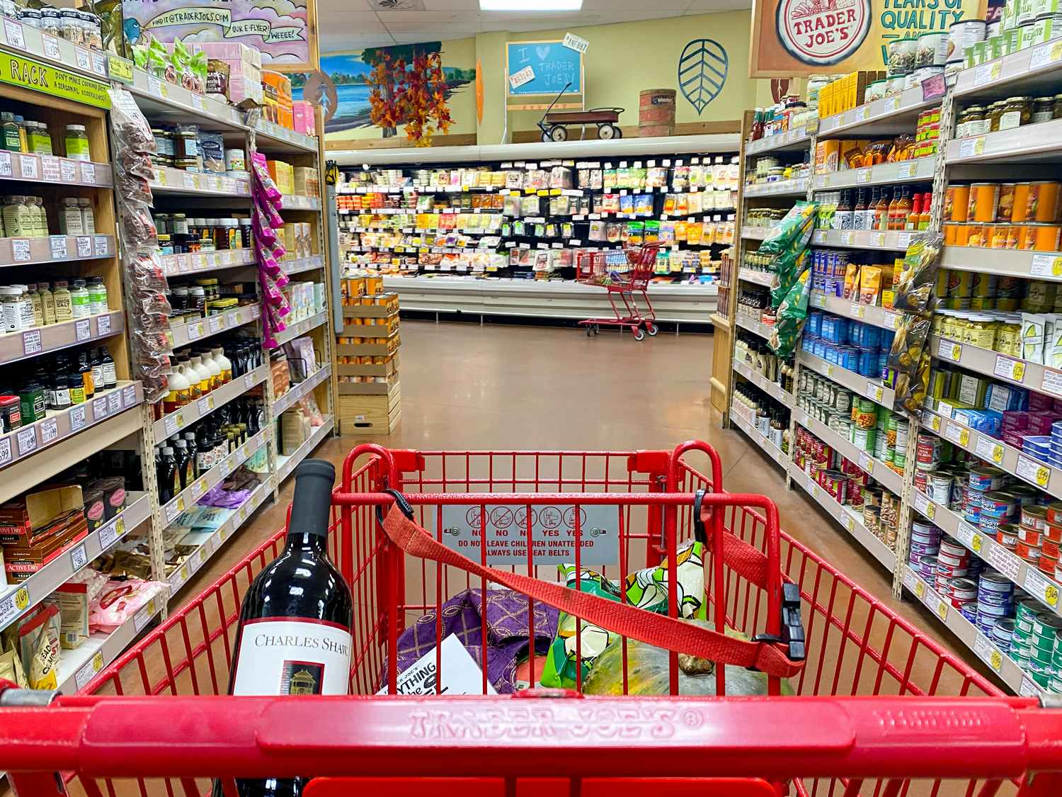 trader joes cart in middle of store aisle