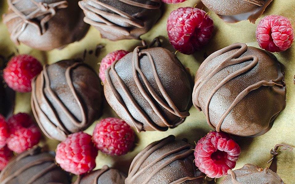 18 Mouthwatering, EasytoMake Truffle Recipes for Your Valentine The