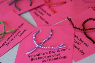 valentine friendship bracelet 1548163696