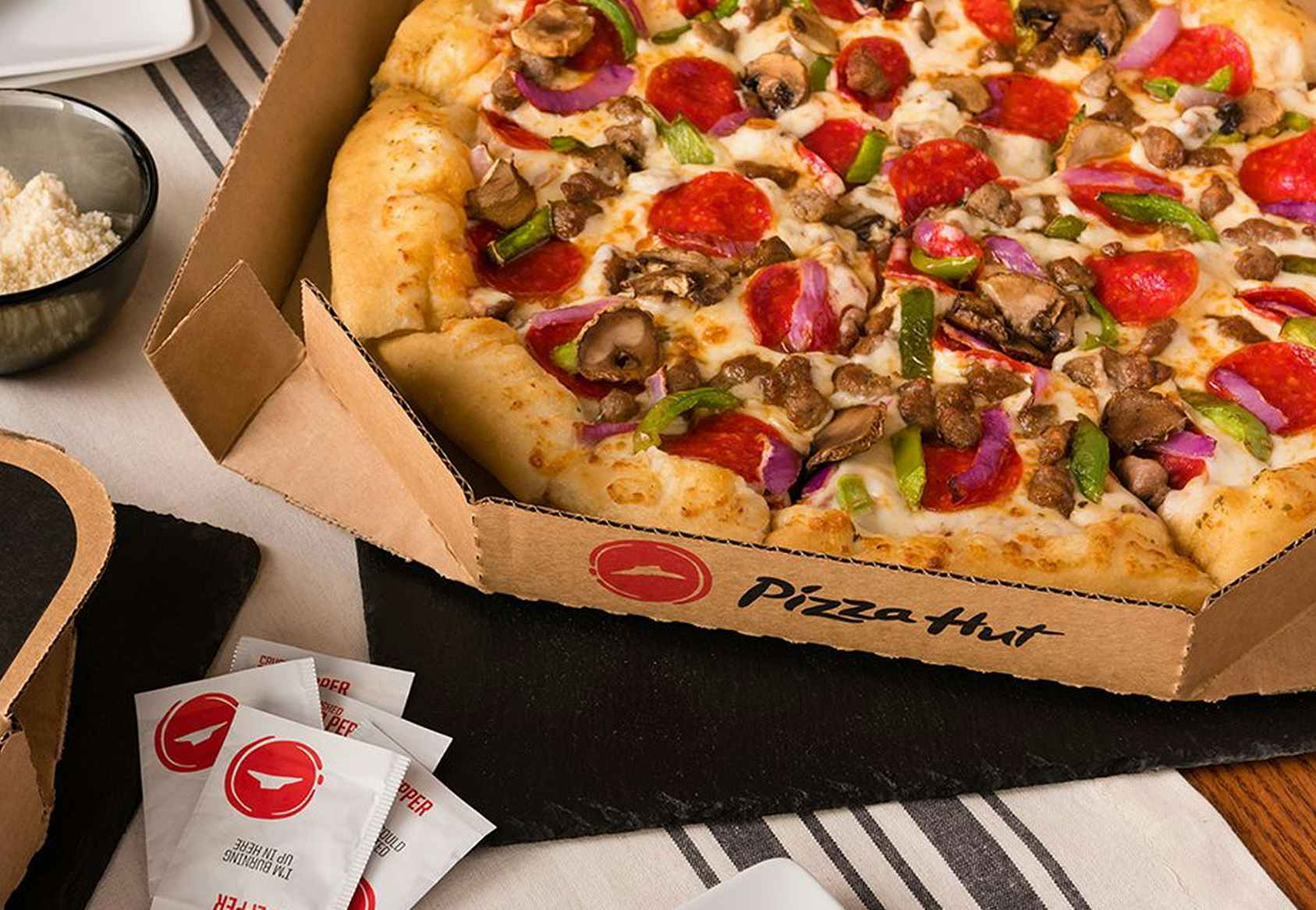 Veggie lovers pizza from Pizza Hut in a box