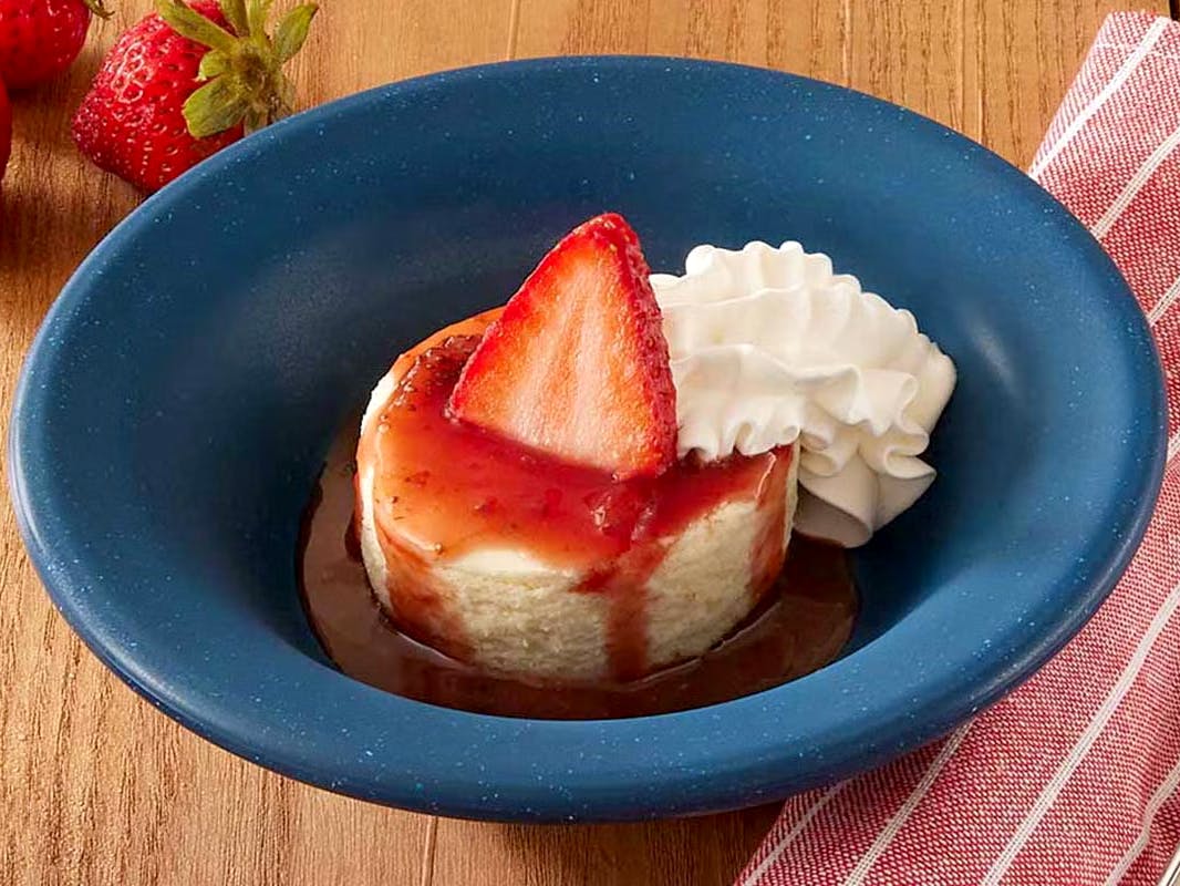 cracker barrel strawberry cheesecake dessert