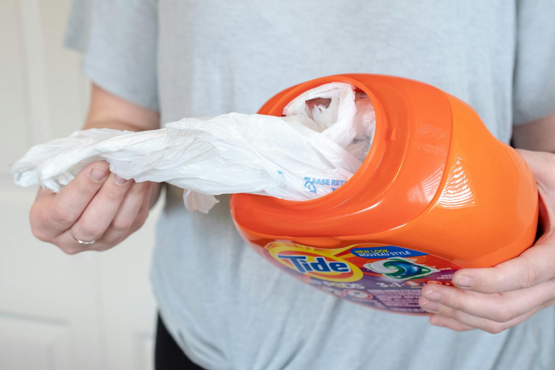 11 Unexpected Ways to Repurpose Plastic Laundry Detergent Containers