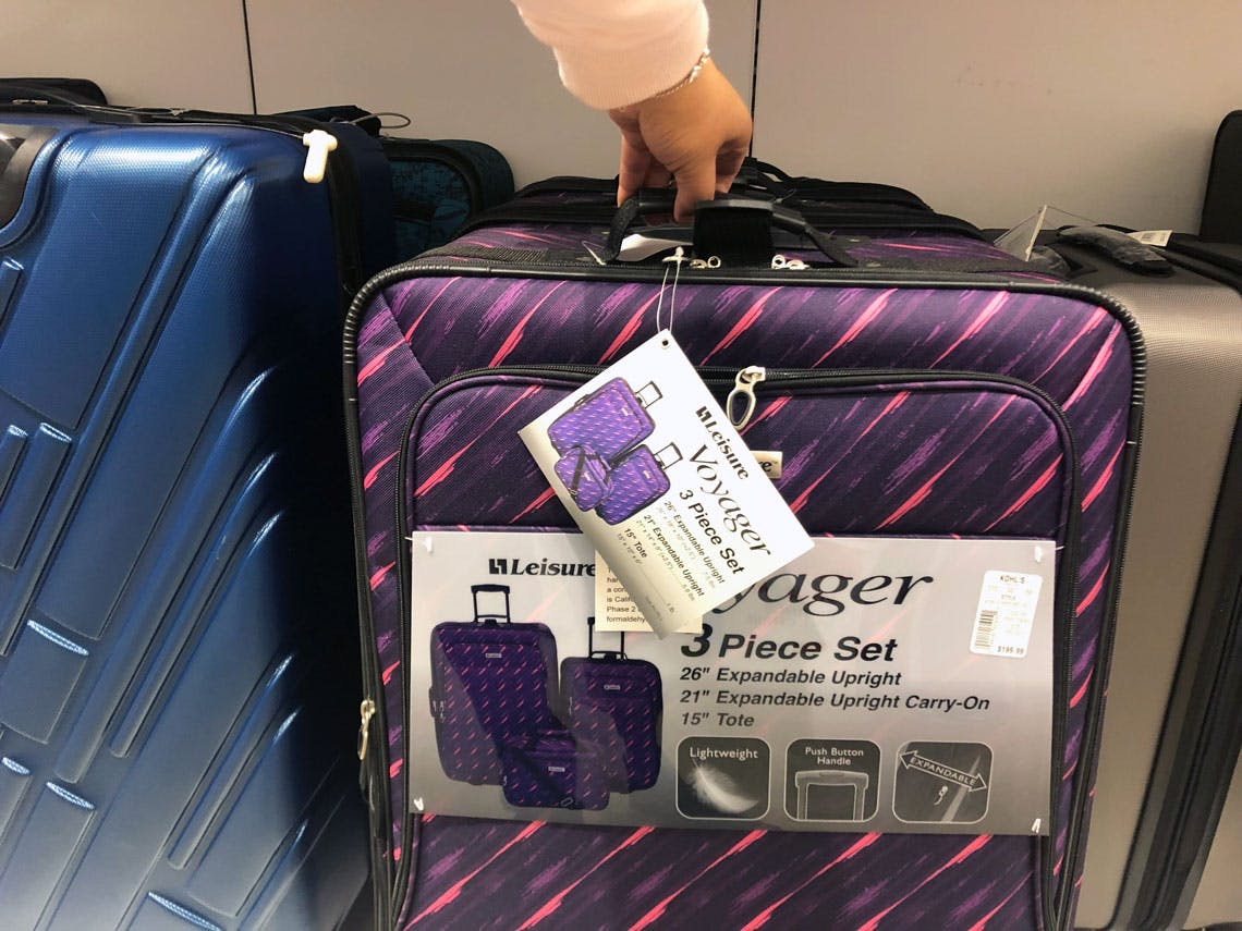 voyager luggage pink