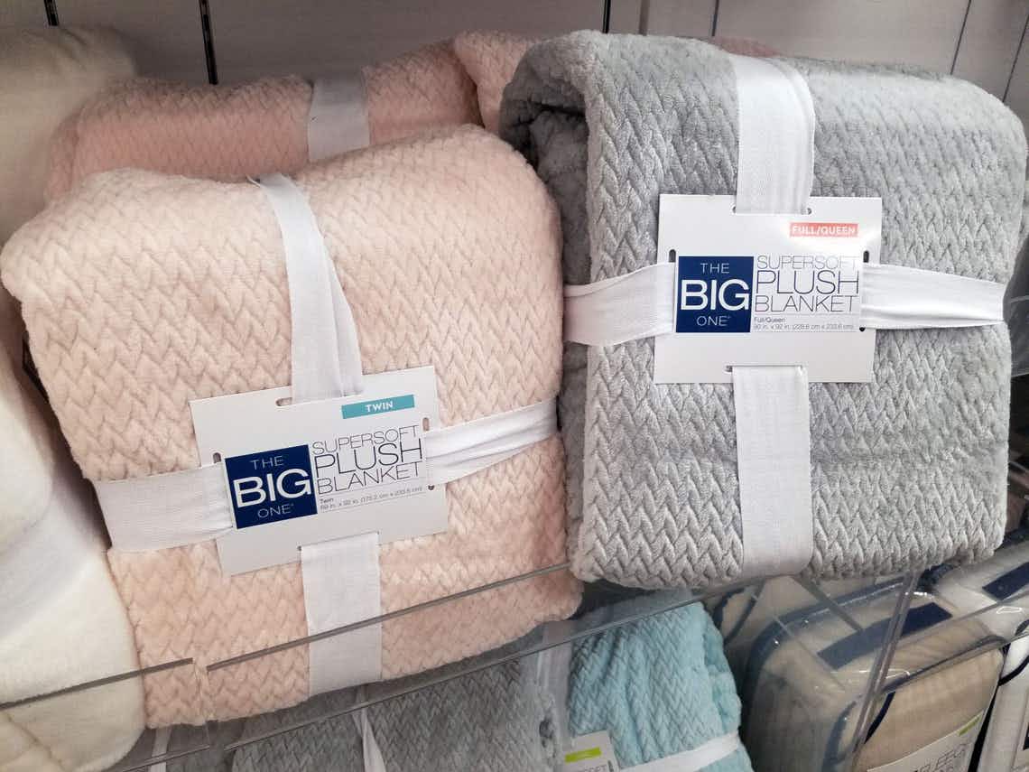 kohls-the-big-one-supersoft-plush-blanket-32519-ds