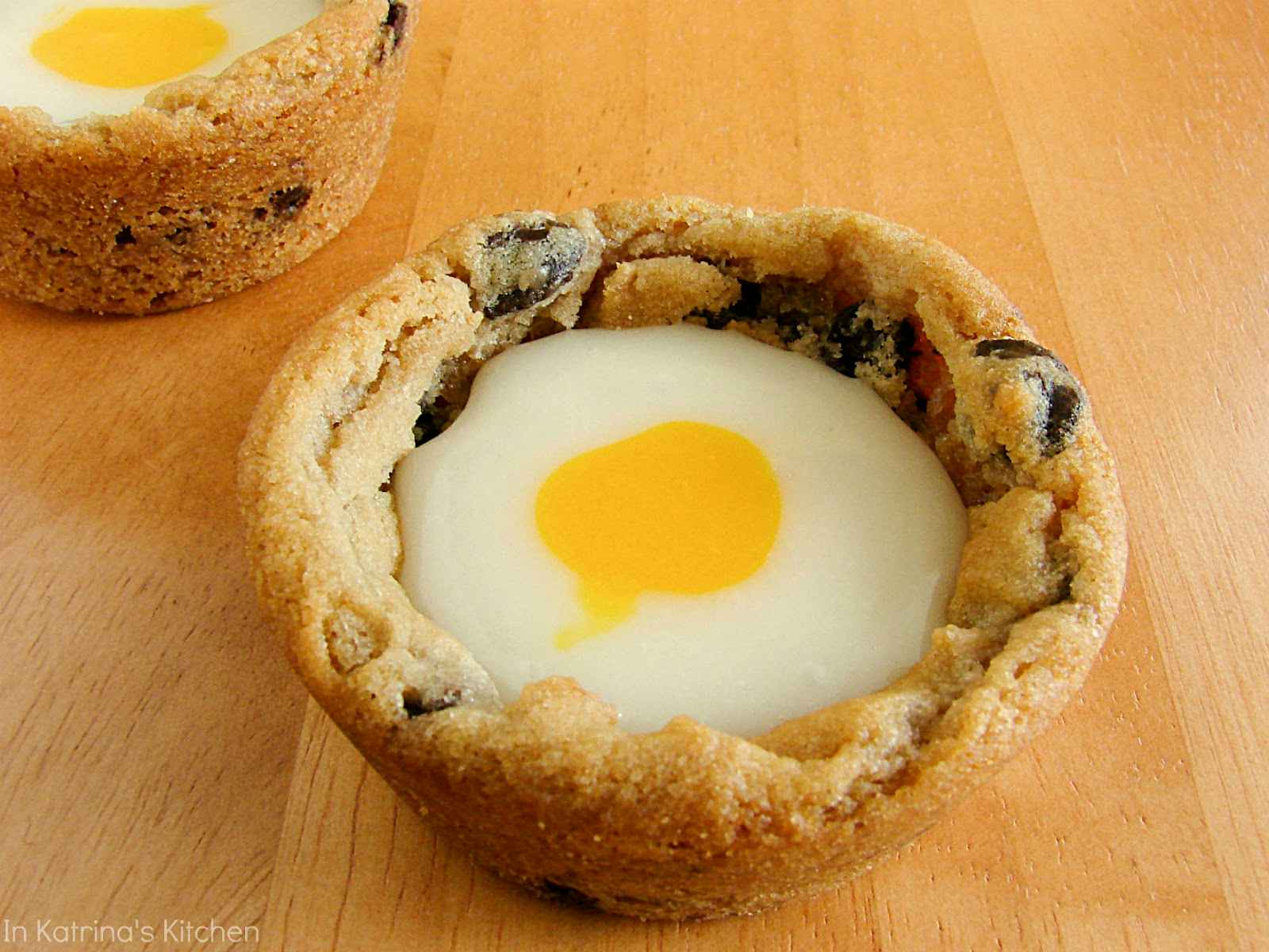 Cadbury Creme Egg Cookie Cups