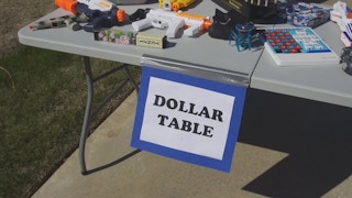 Garage-sale-dollar-table