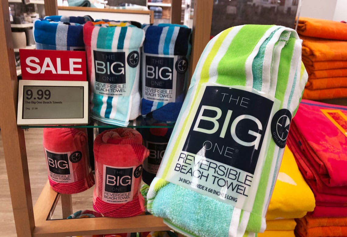 Buy beach towels at Kohl's for 79% off.