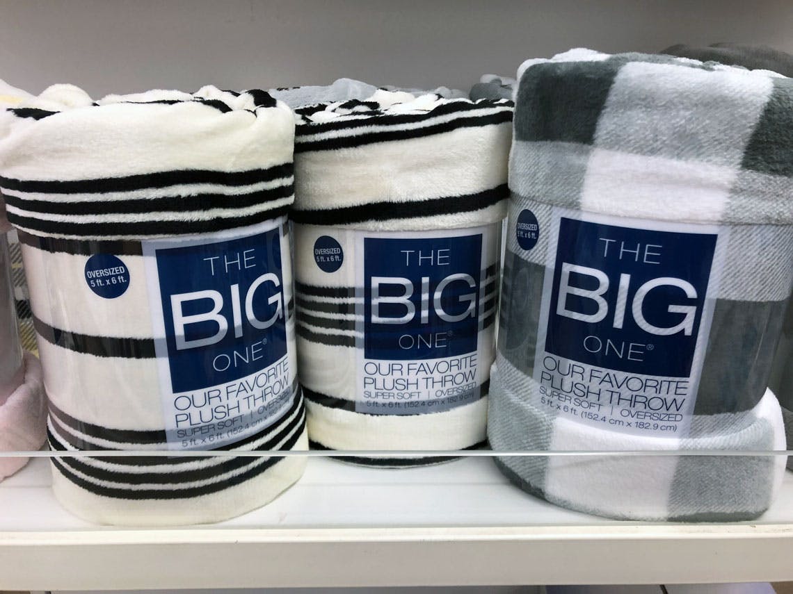 kohl's the big one fleece throw