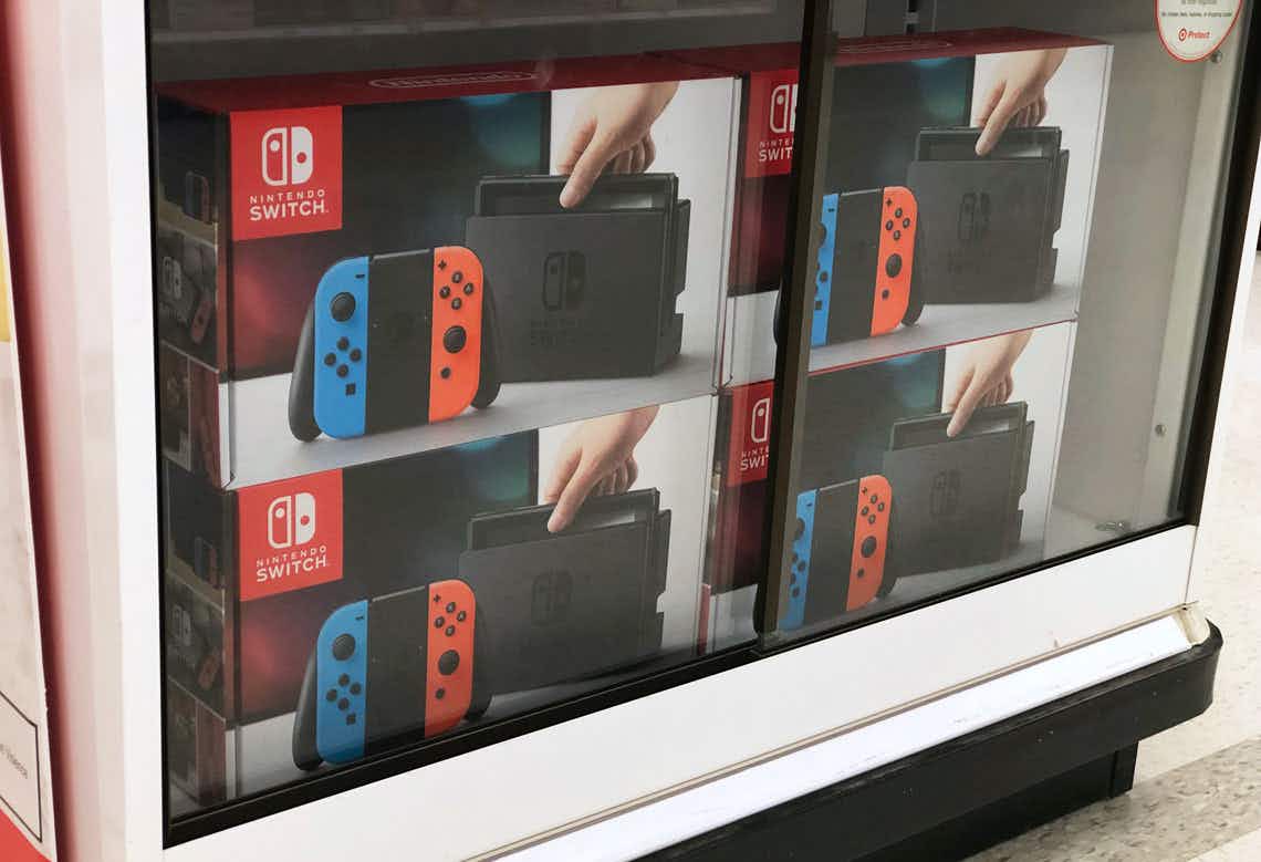 Nintendo-Switch-Target-MO411