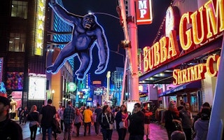 universal city walk 1556115406