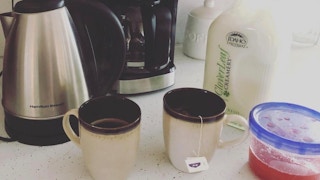 Airbnb Savings: Find out if breakfast and snacks are included in your booking.