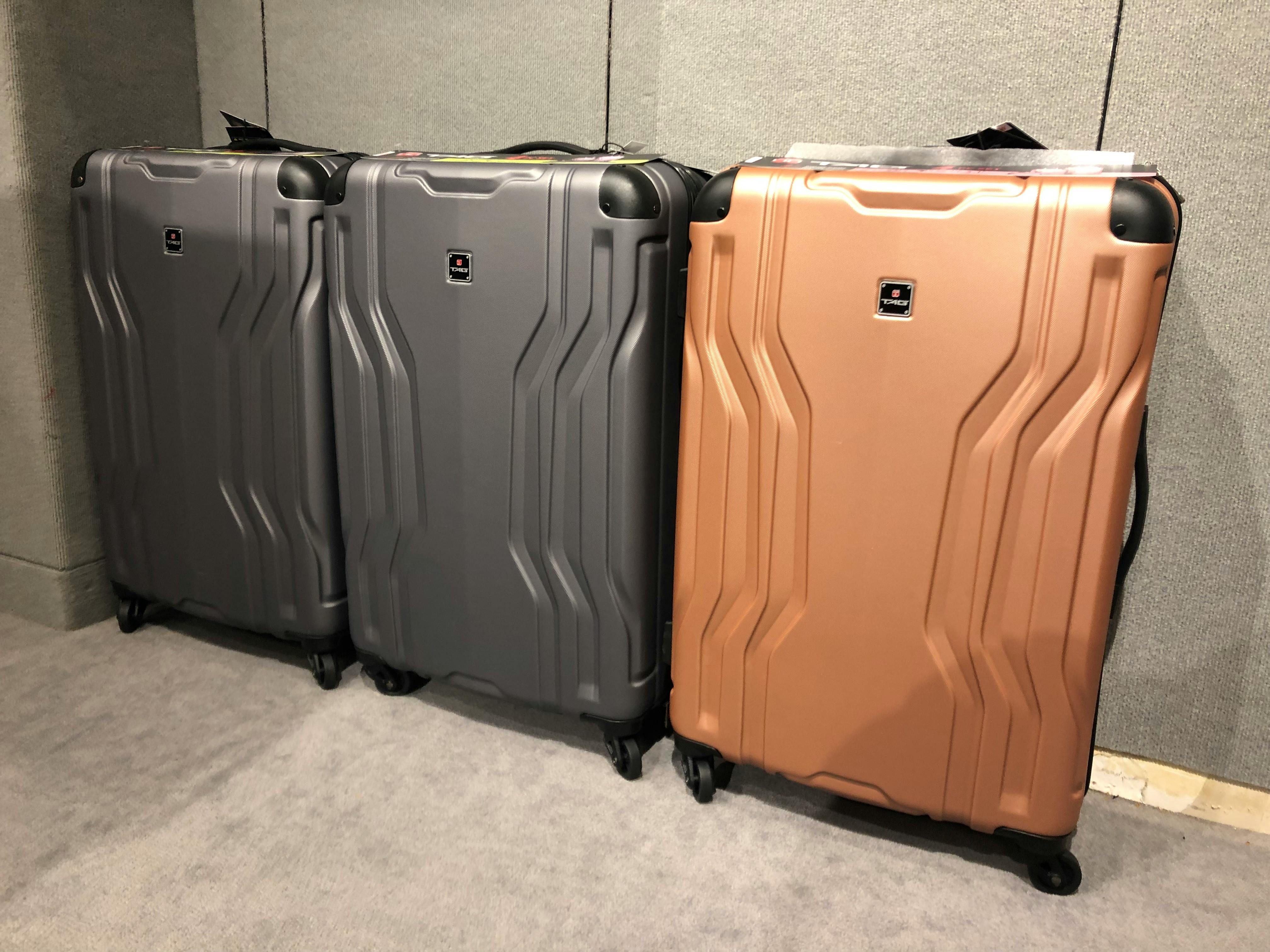 tag legacy luggage set