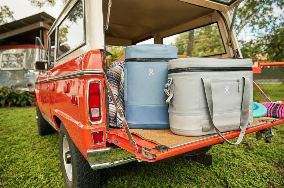 hydro flask deals black friday