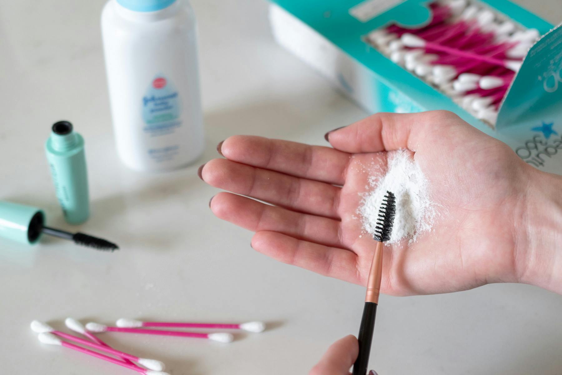 Use baby powder or translucent powder in between mascara layers for fuller lashes.