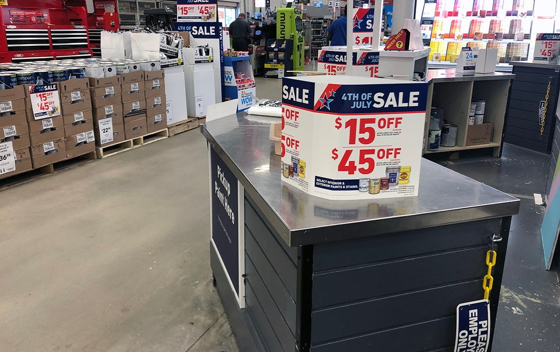 lowes hours on the 4th of july