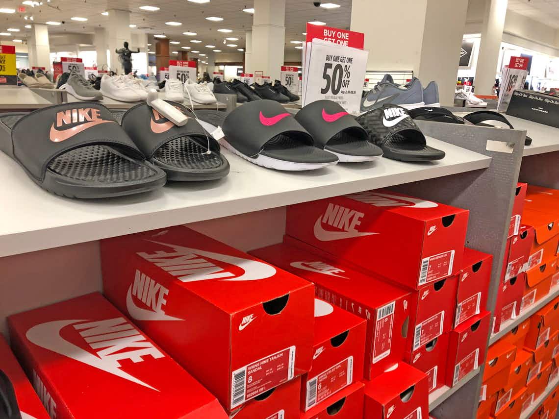What stores carry nike Clearance