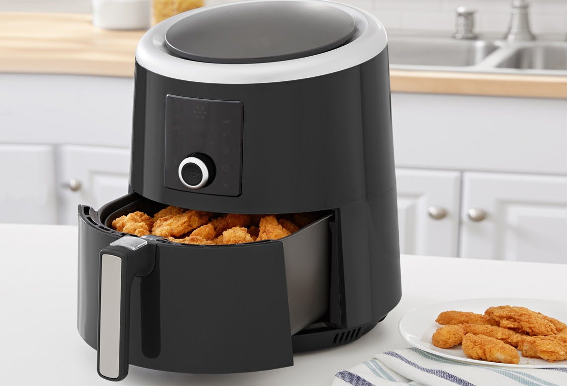 La Gourmet 6-Quart Digital Air Fryer & Convection Oven, $39 at Walmart