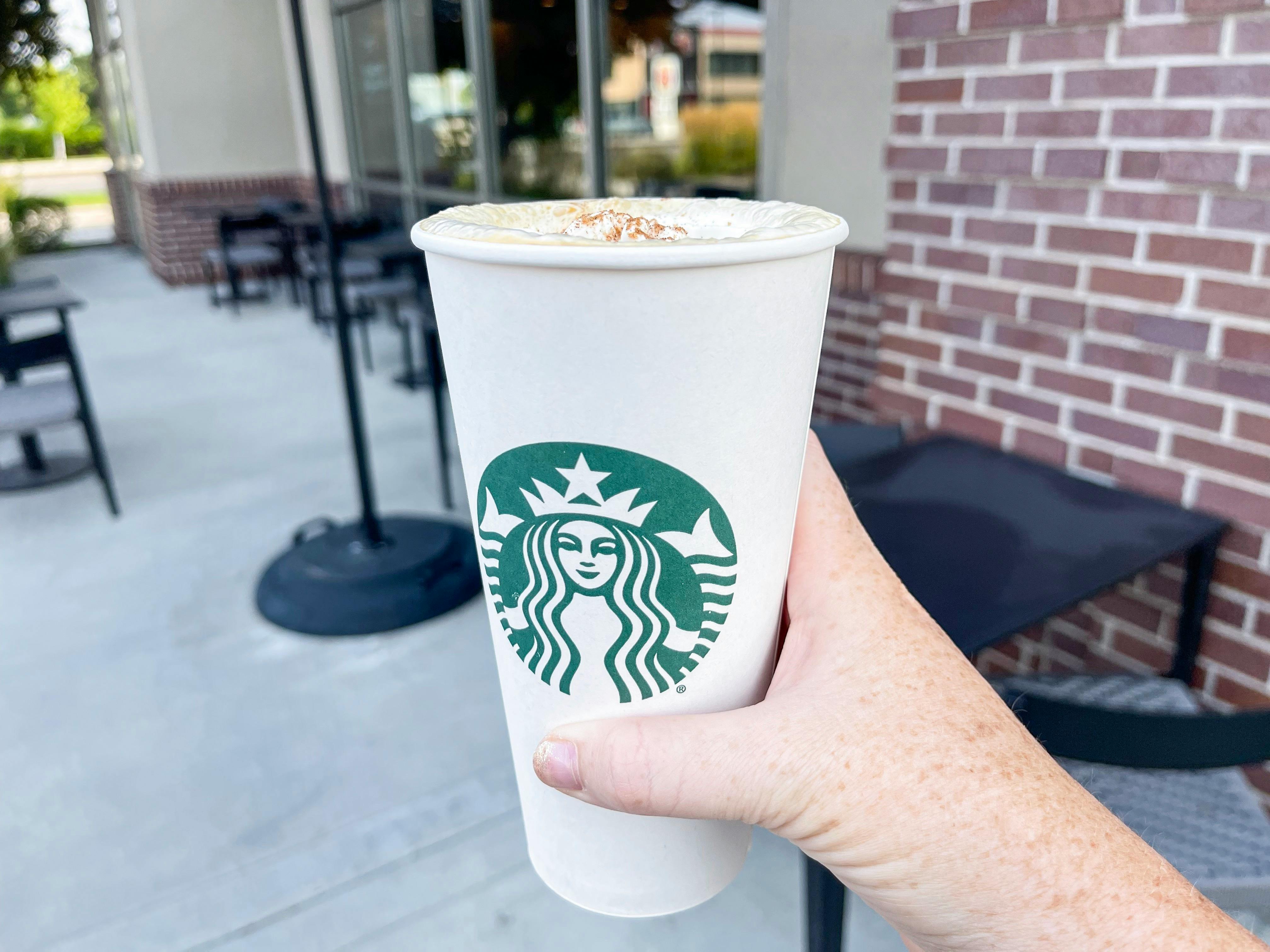 Starbucks Pumpkin Spice Latte Returns Here's What You Need to Know