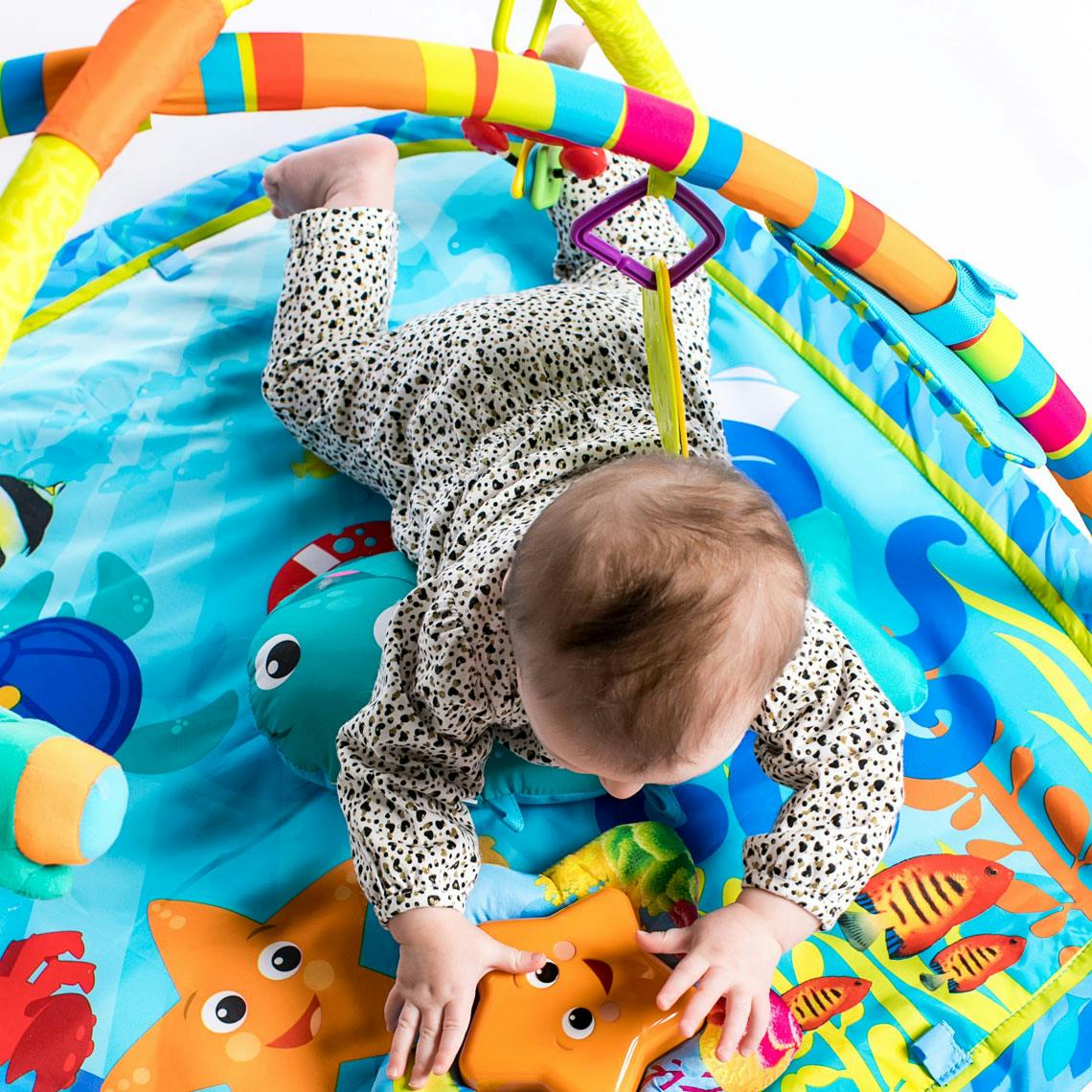 play gym with lights