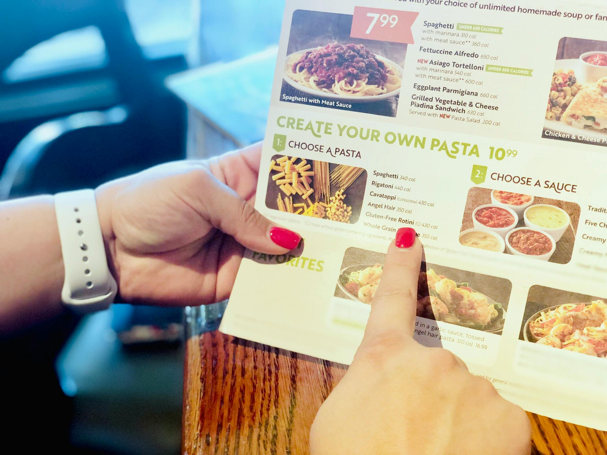 Olive Garden Hacks 24 Secrets Straight From Your Server The