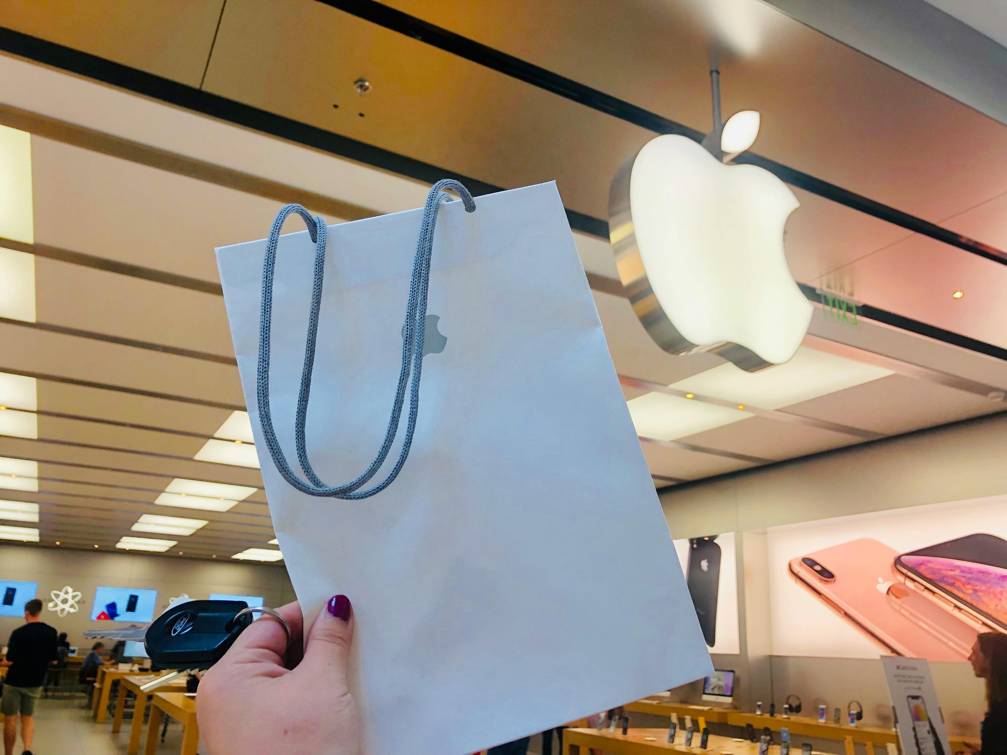 apple store mac bag