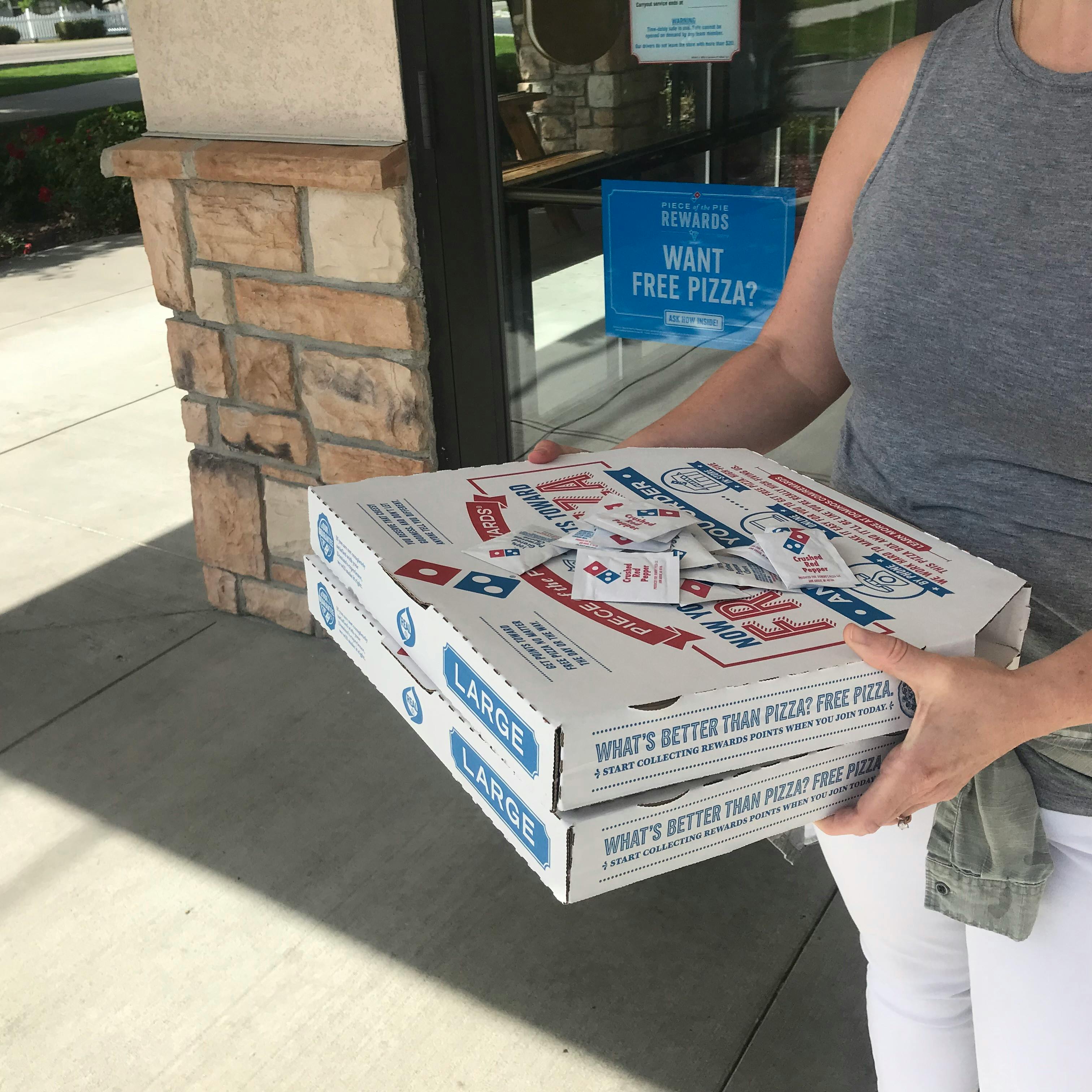 18 Genius Tips to Get Domino's Pizza Deals - The Krazy Coupon ...